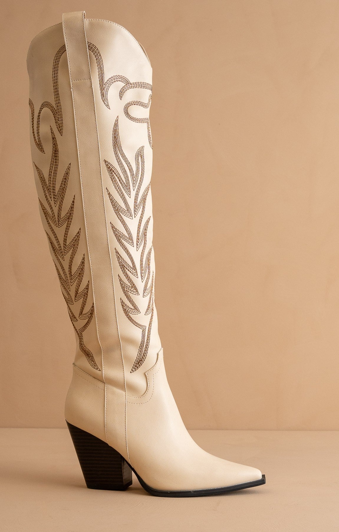 Knee-high Embroidered Boots - Off White