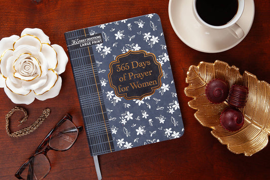 365 Days of Prayer for Women  (Large Print Devotional)