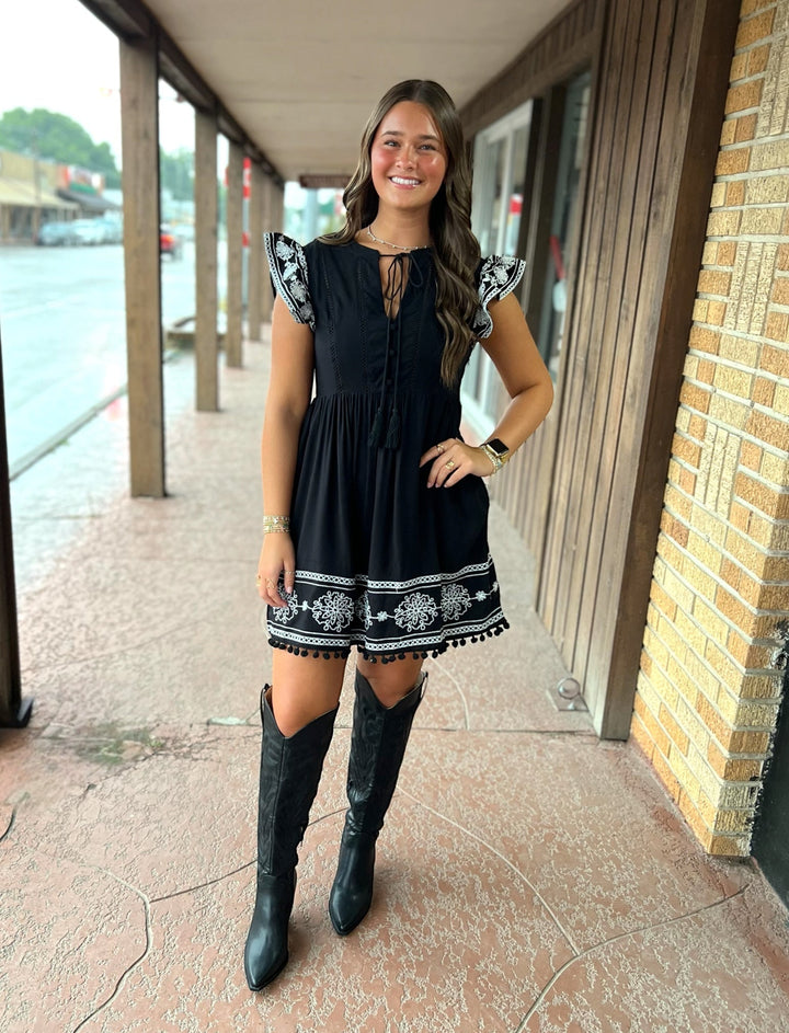 Knee-high Embroidered Boots