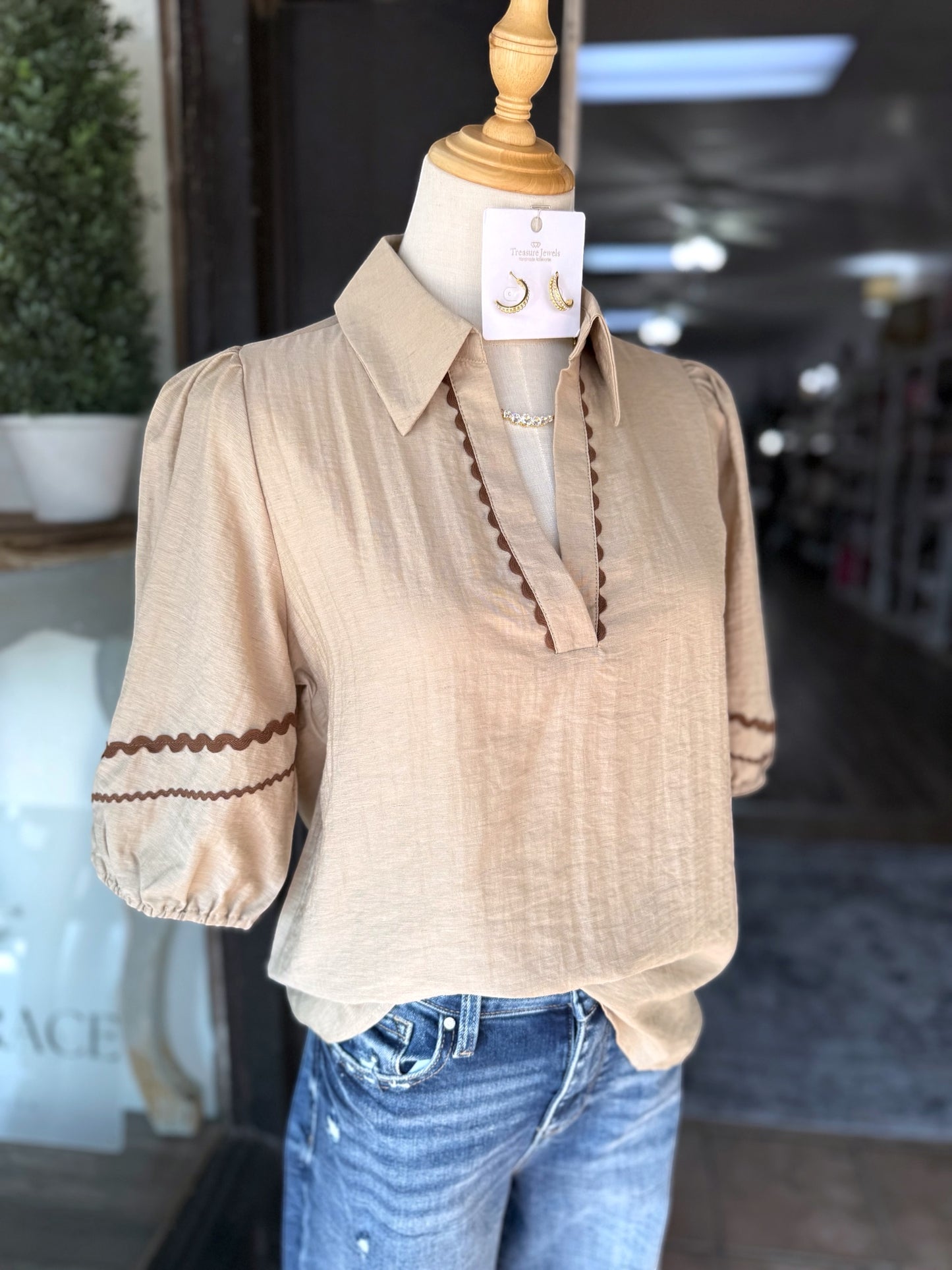 Beth Top - Taupe