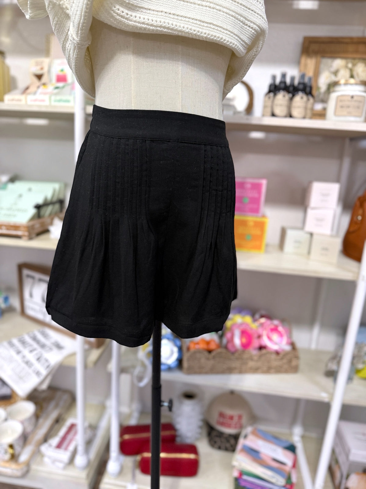 Dina Shorts